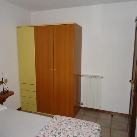 Casa Grazia Apartment Isolaccia